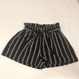 Paper bag waist black striped shorts